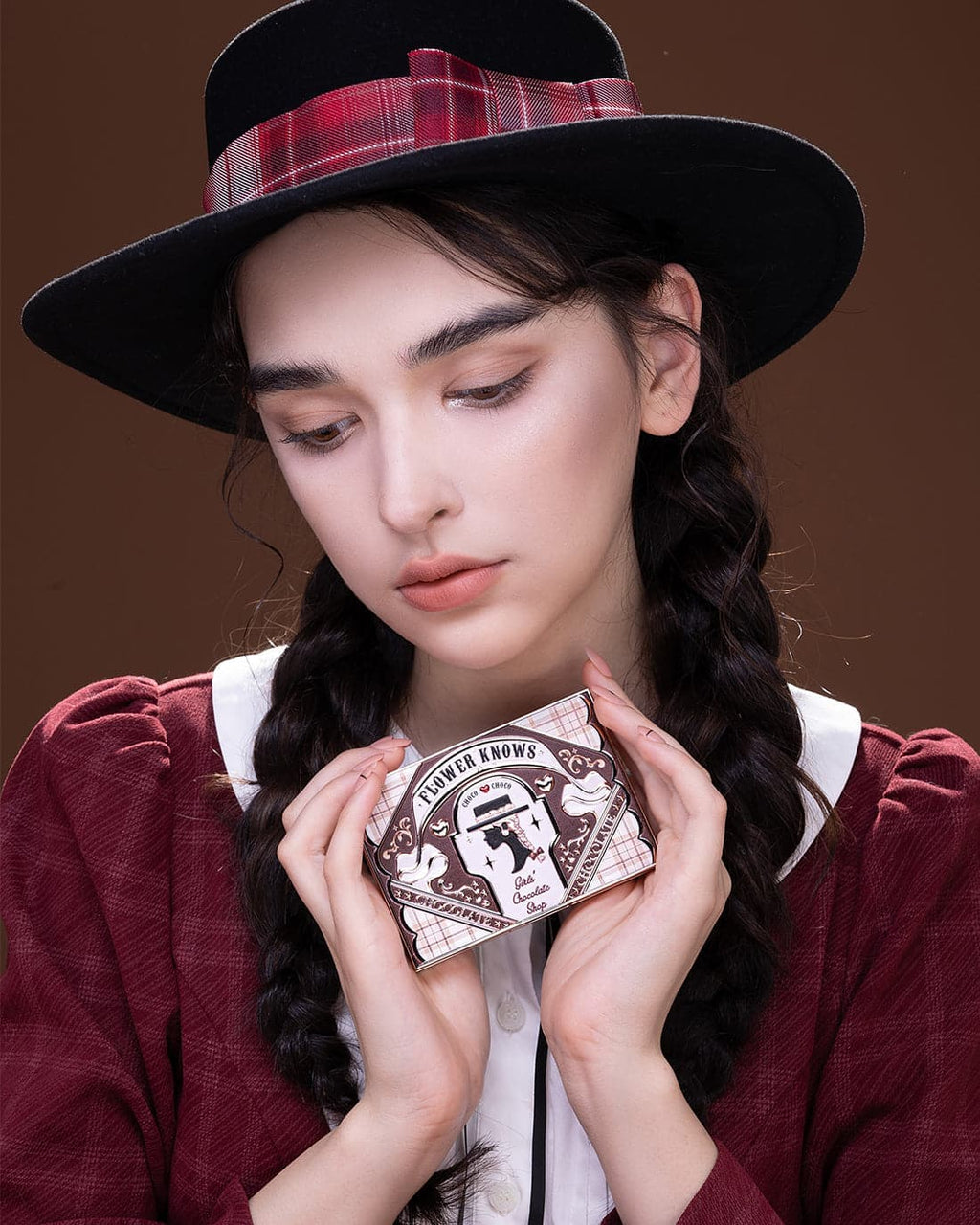 Chocolate Wonder-Shop Highlighter &amp; Contour – CHOCOLATE WONDER-SHOP