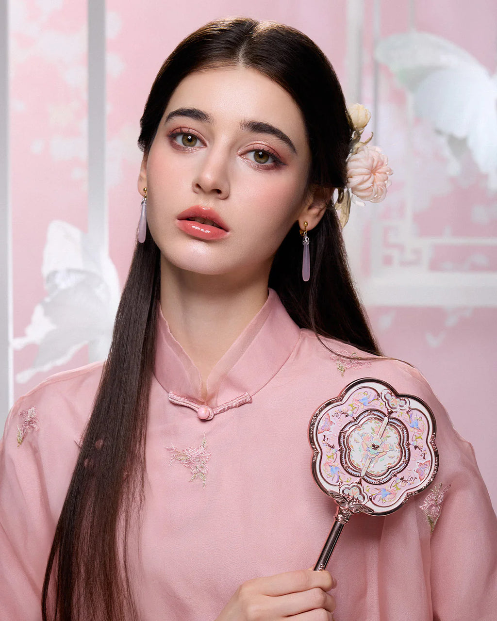 Butterfly Cloud Collar Hand Mirror – Flower Knows