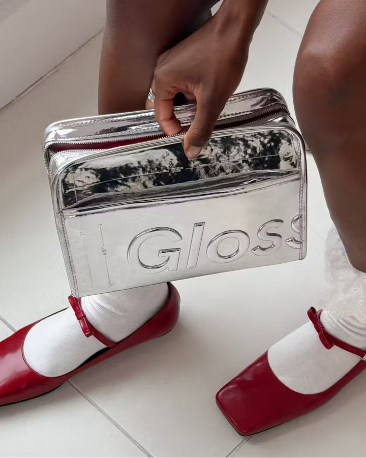 Chrome Beauty Bag - Glossier