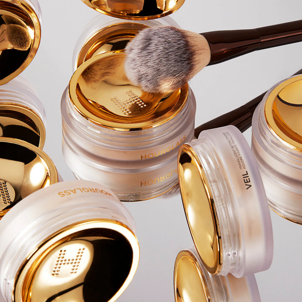 Veil™ Powder Brush - Hourglass