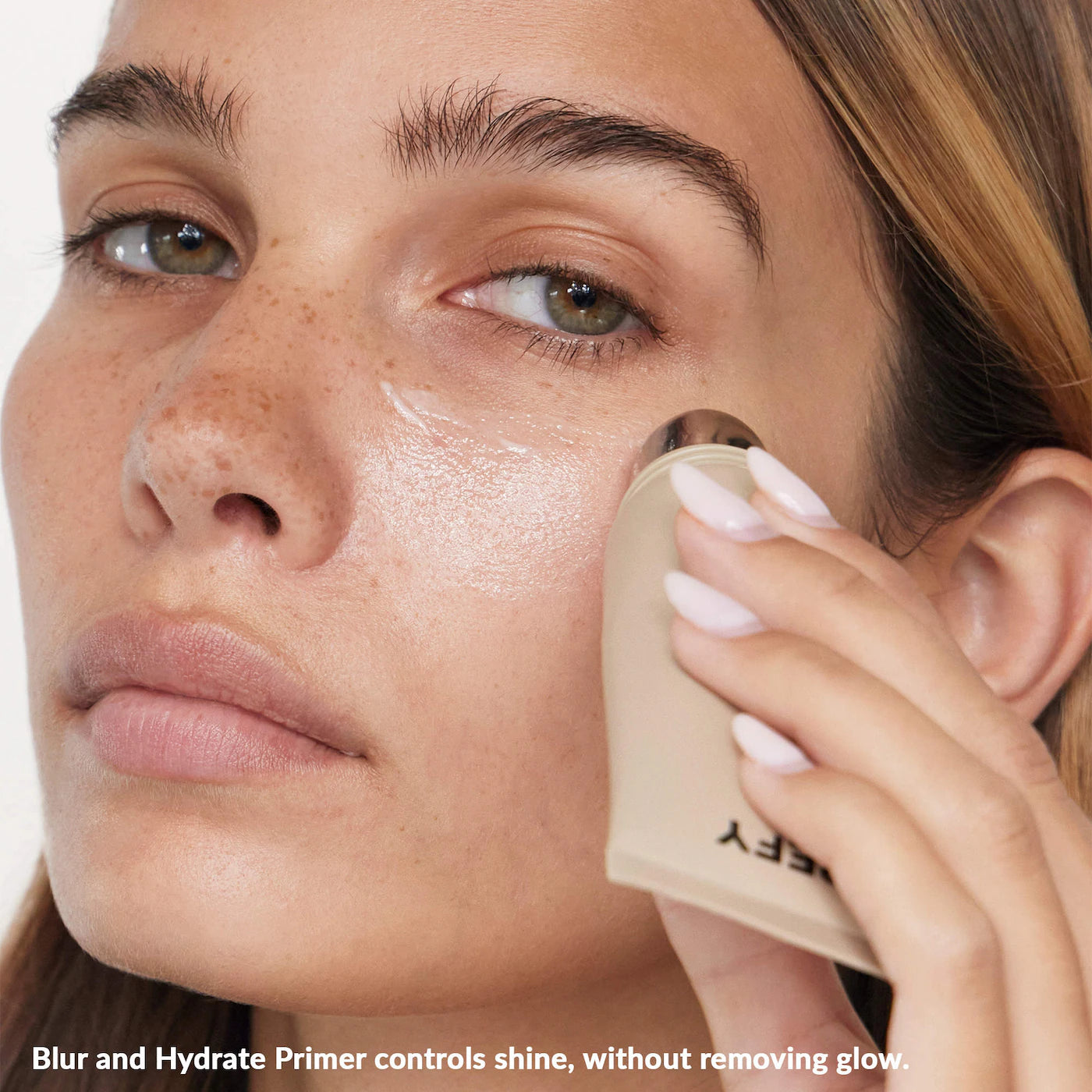 REFY Blur and Hydrate Oil-Control Face Primer with Hyaluronic Acid – REFY